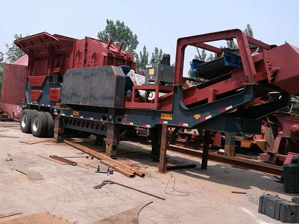 天津锤击移动破碎站运输