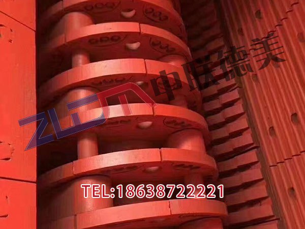 四川石块移动破碎站大概需要多少钱