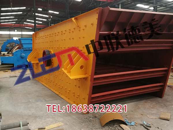 内蒙古细碎移动破碎站的工作视频