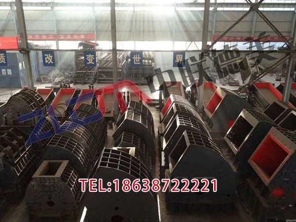 山西锤式移动破碎站视频